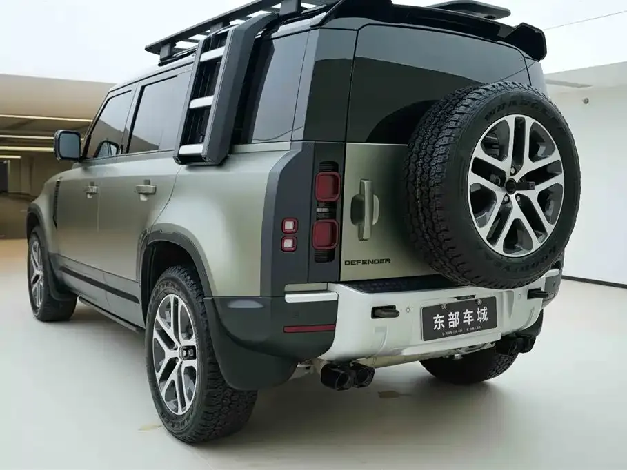 Land Rover Defender — фото 4