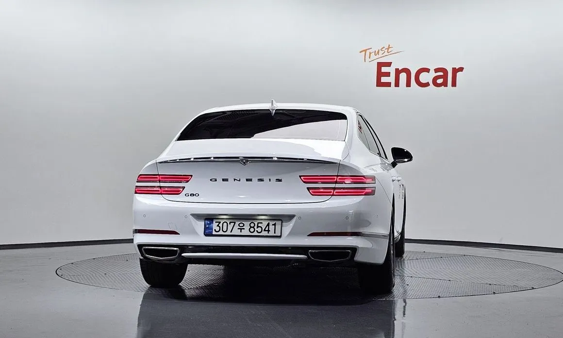 Genesis G80 — фото 8