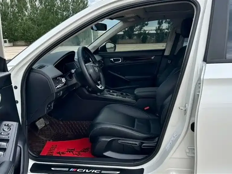 Honda Civic — фото 4