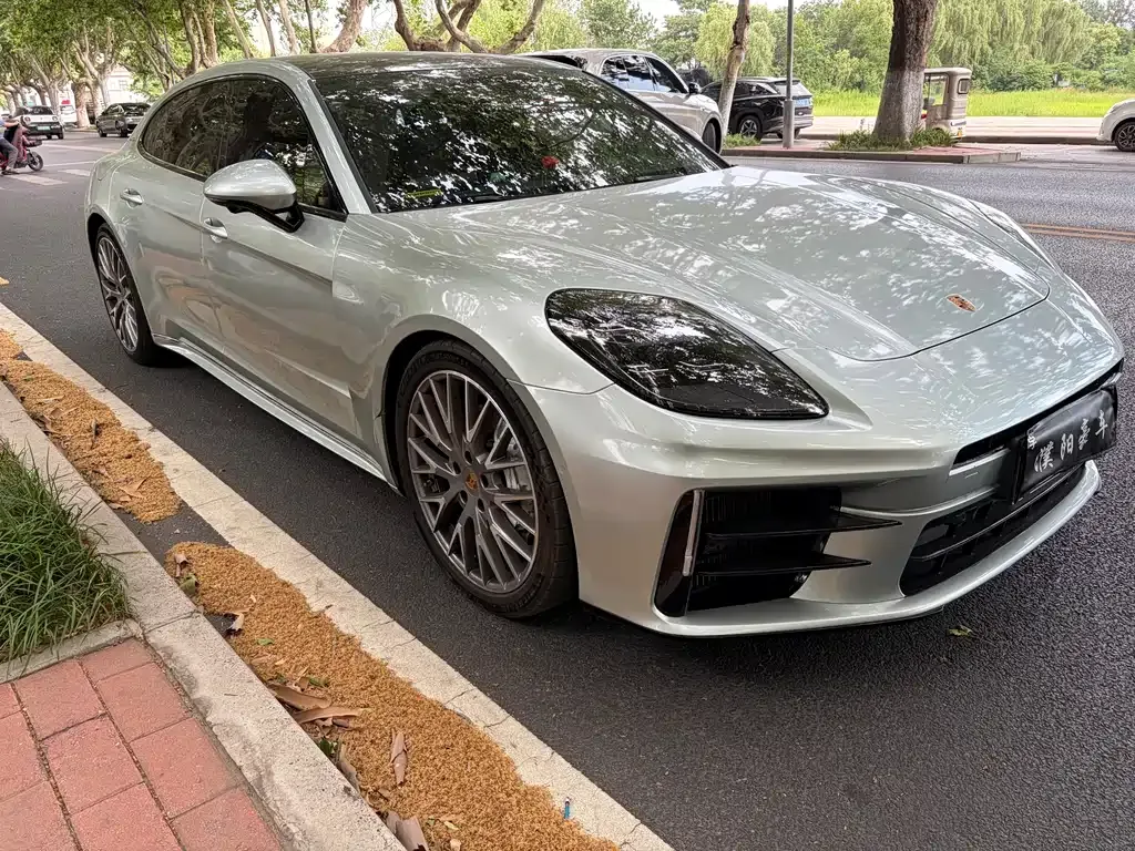 Porsche Panamera — фото 2