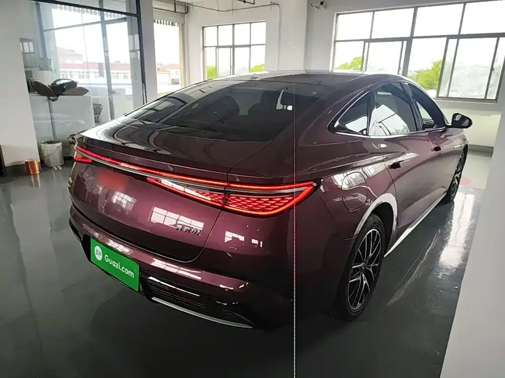 BYD Seal 07 DM-i — фото 7