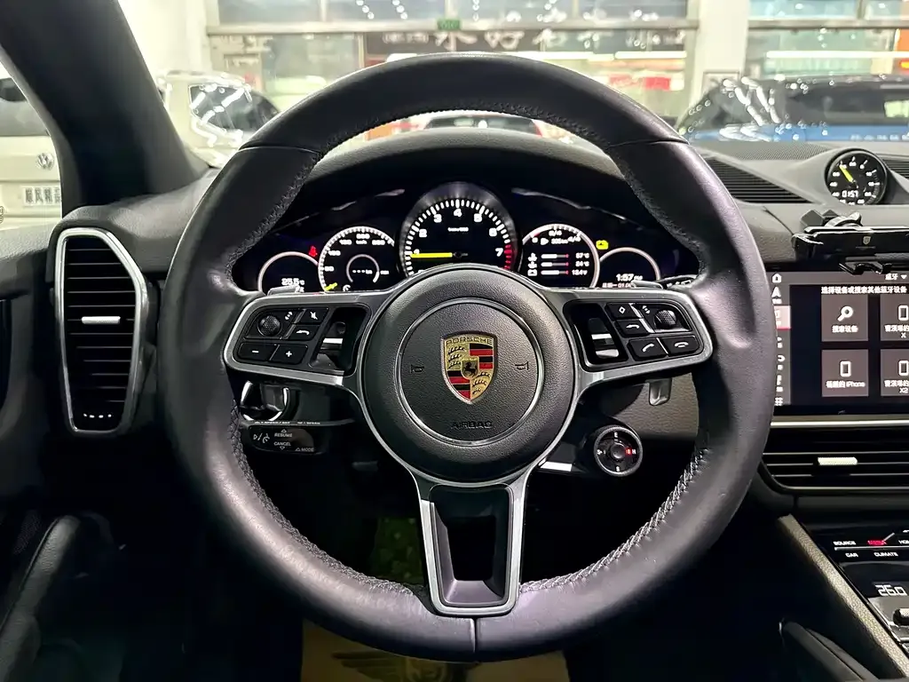 Porsche Cayenne Hybrid 2021 из CN, фото 3