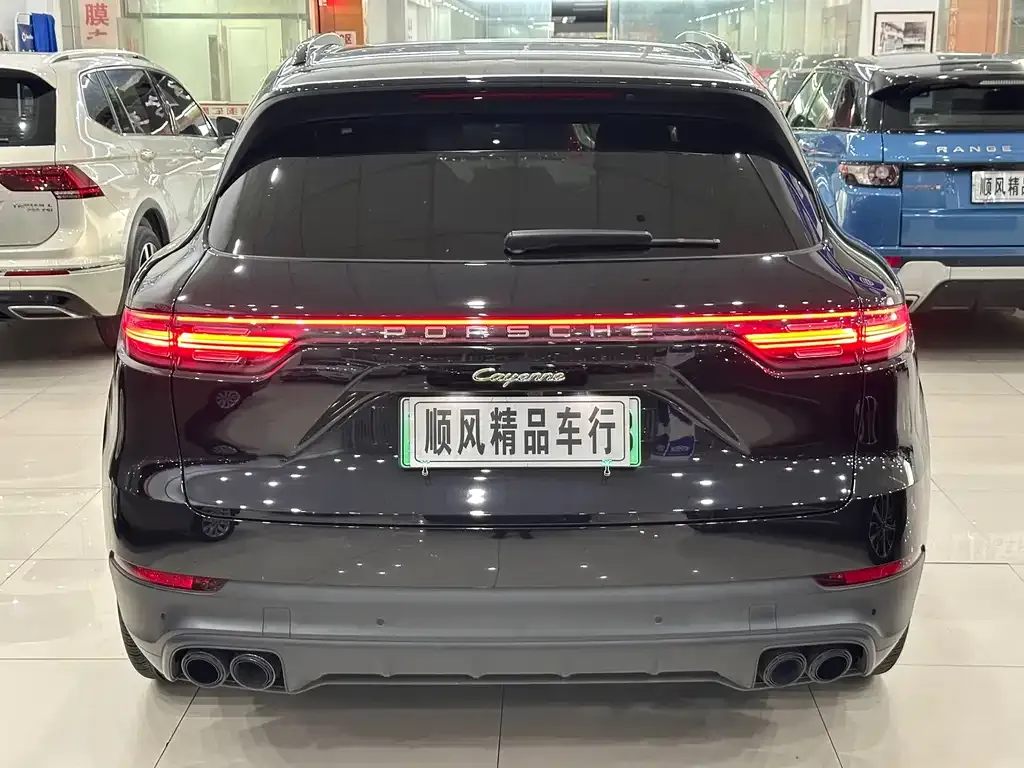 Porsche Cayenne Hybrid 2021 из CN, фото 4