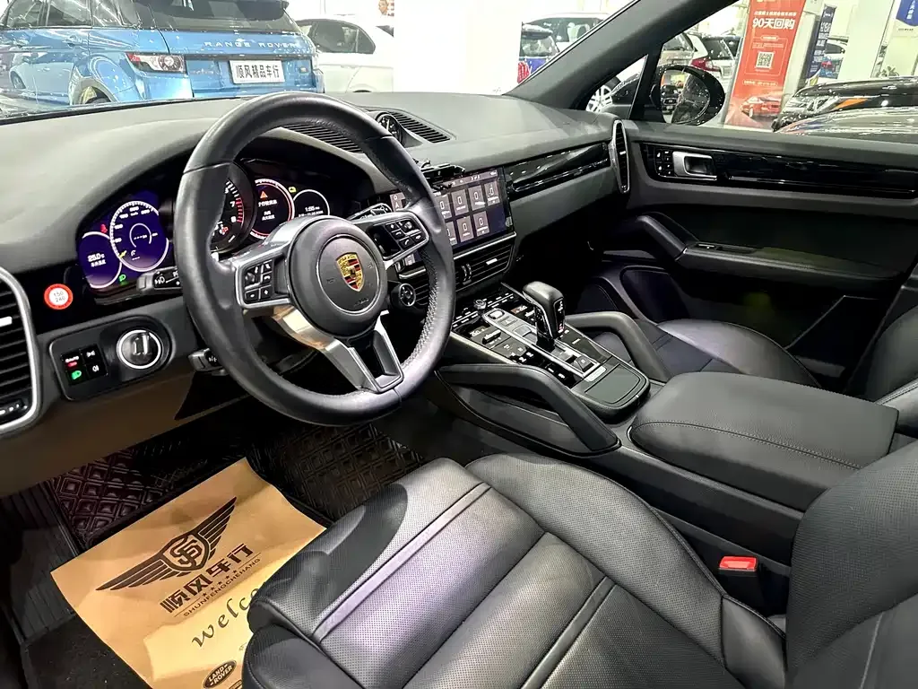 Porsche Cayenne Hybrid 2021 из CN, фото 5