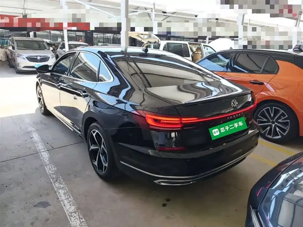 Volkswagen Passat — фото 6
