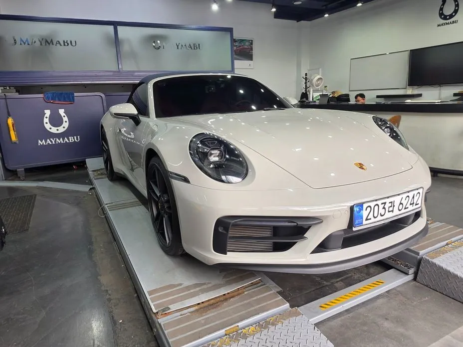 Porsche 911