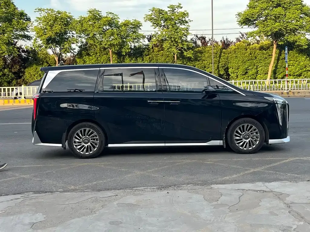 GAC Motor Trumpchi M8 — фото 9