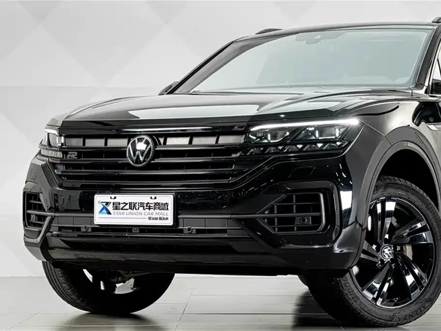 Volkswagen Touareg — фото 3