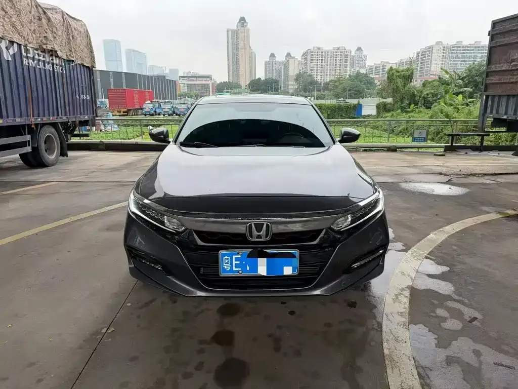 Honda Accord — фото 2