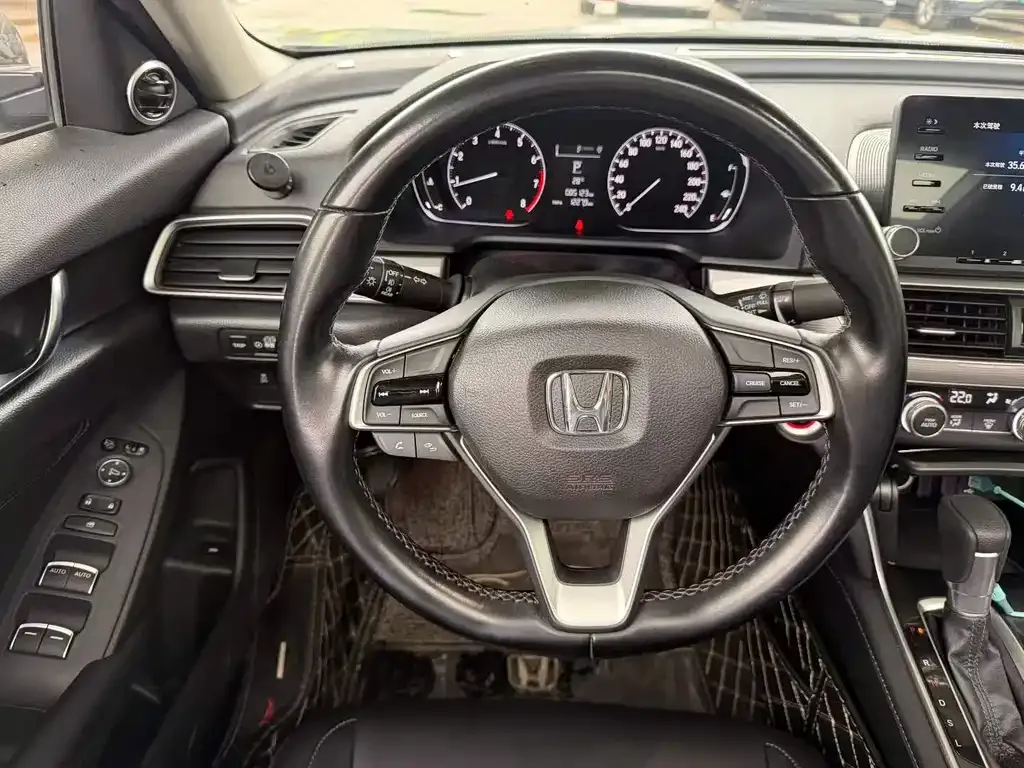 Honda Accord — фото 5