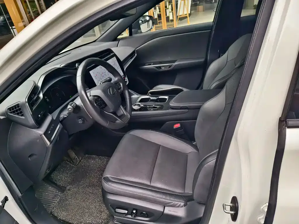 Lexus RZ 2023 из CN, фото 6