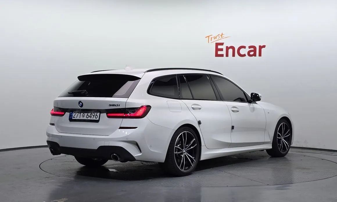 BMW 3-Series 2022 из KR, фото 3