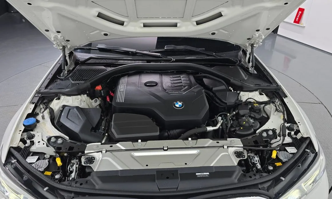 BMW 3-Series 2022 из KR, фото 8