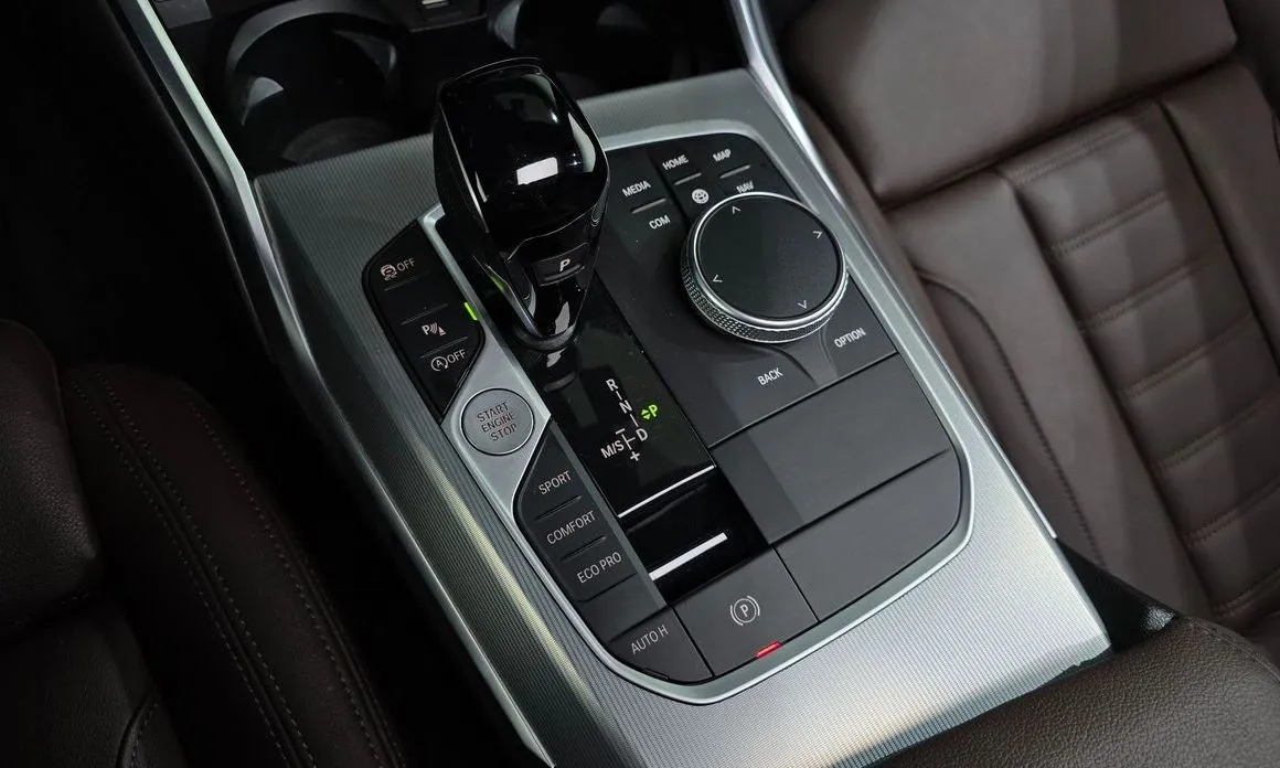 BMW 3-Series 2022 из KR, фото 5