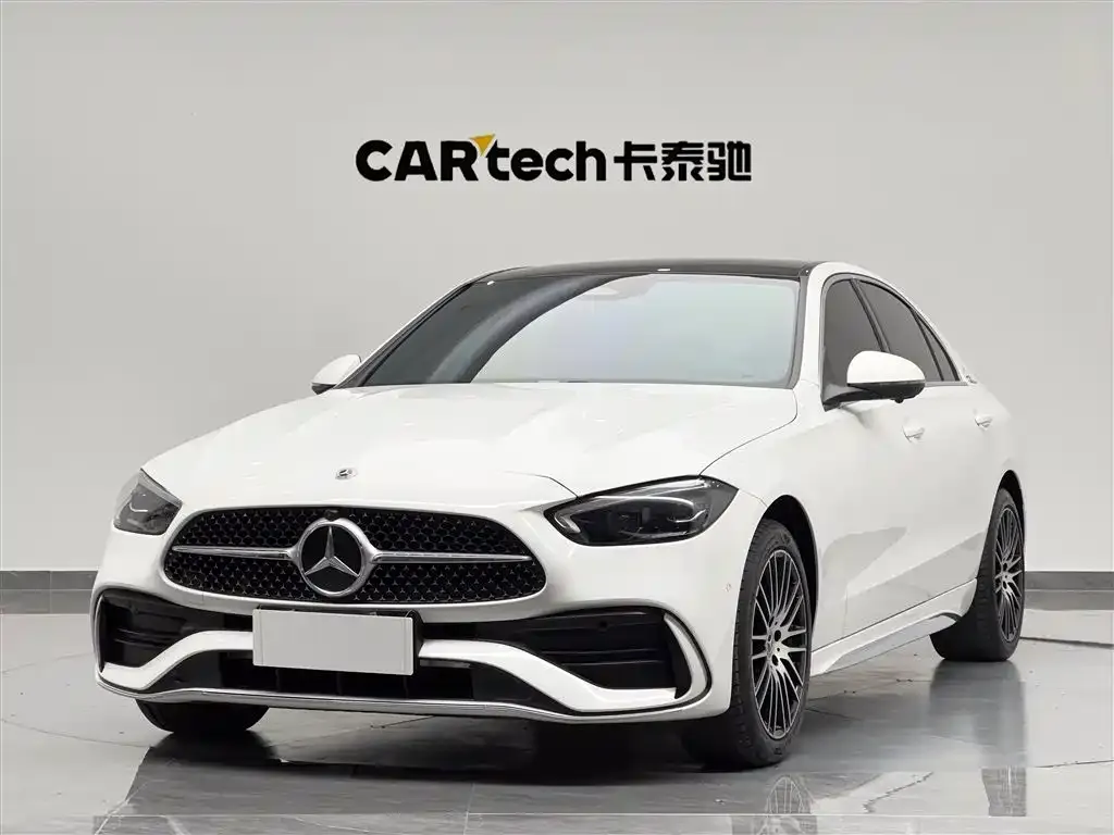 Mercedes-Benz C-Class — фото 1