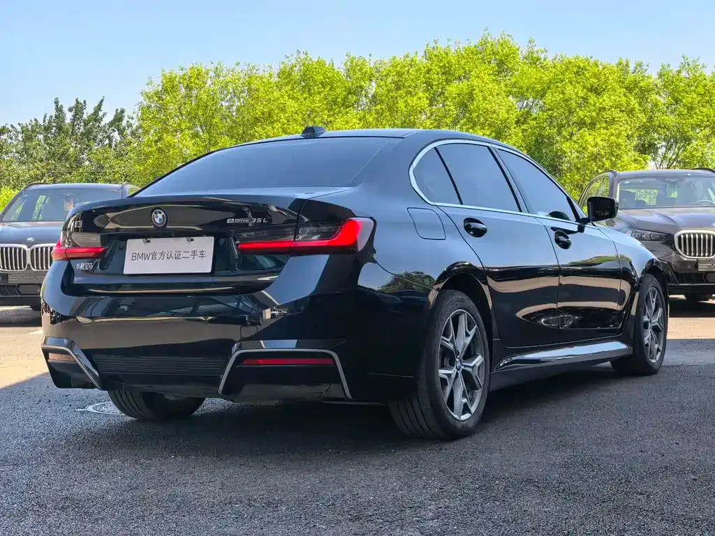 BMW i3 — фото 10