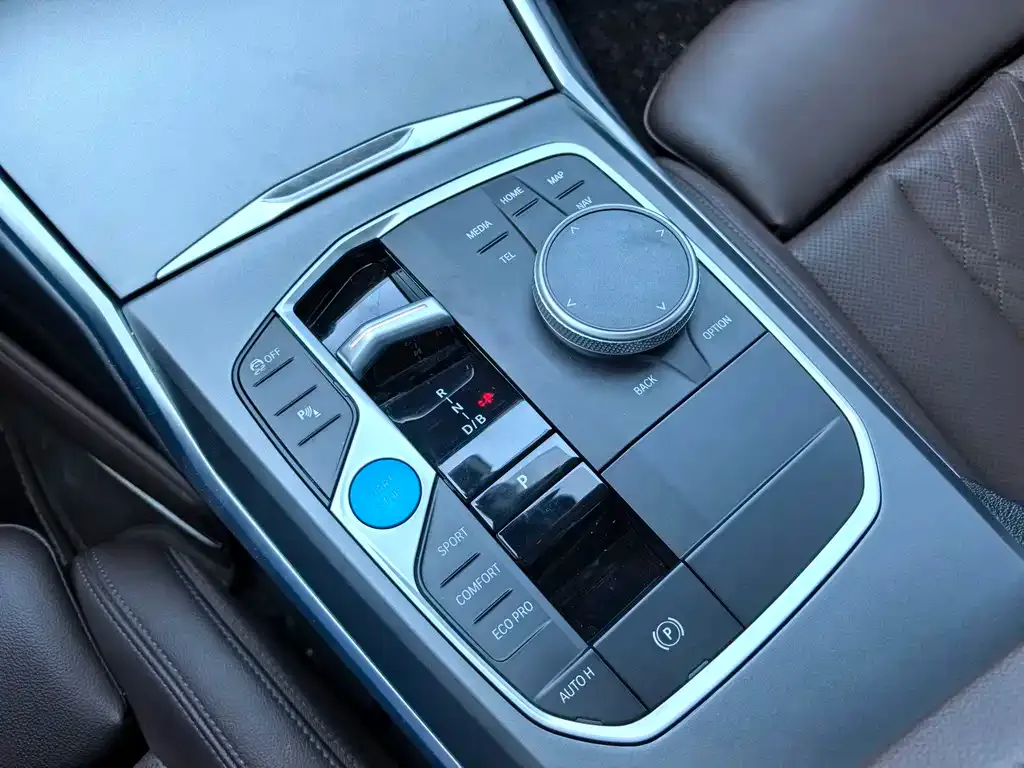 BMW i3 — фото 2