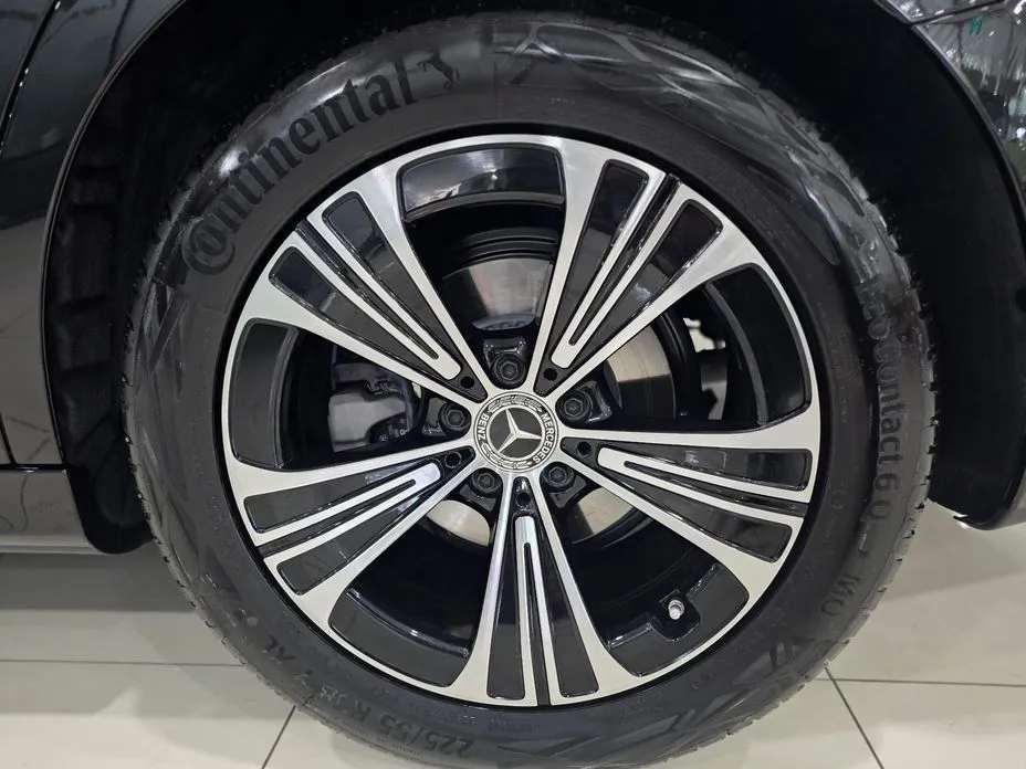 Mercedes-Benz E-Class 2025 из KR, фото 6