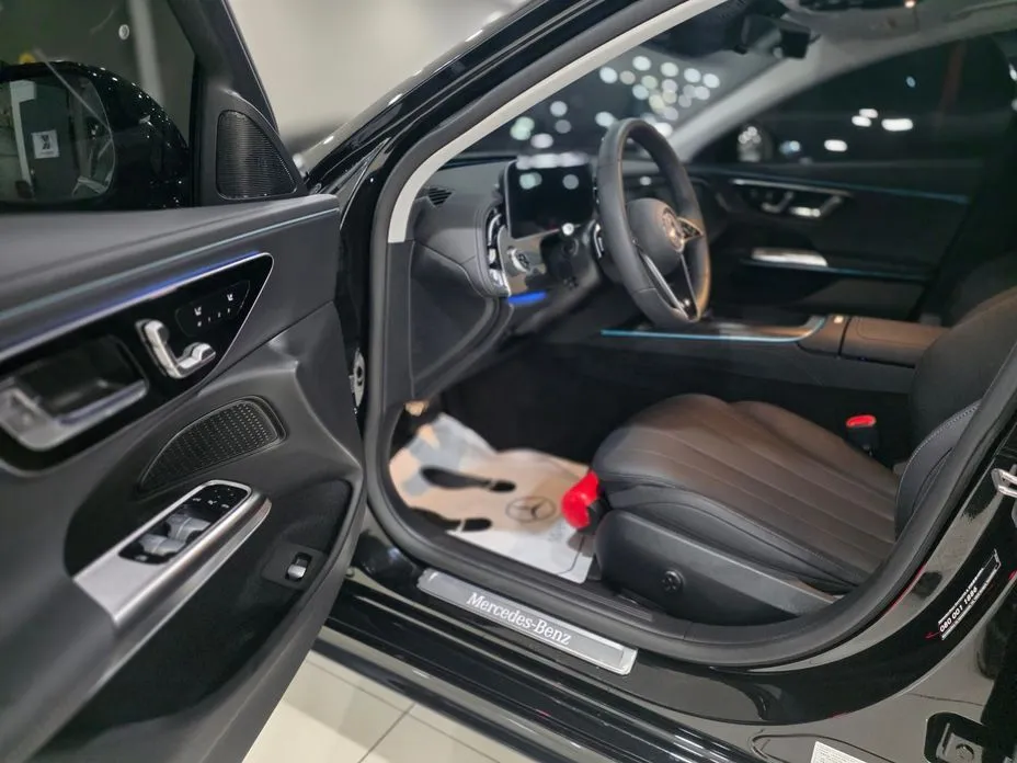 Mercedes-Benz E-Class 2025 из KR, фото 9