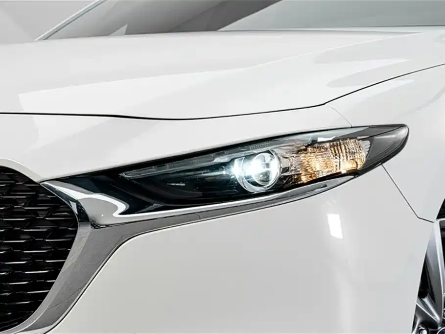 Mazda 3 Axela 2021 из CN, фото 3