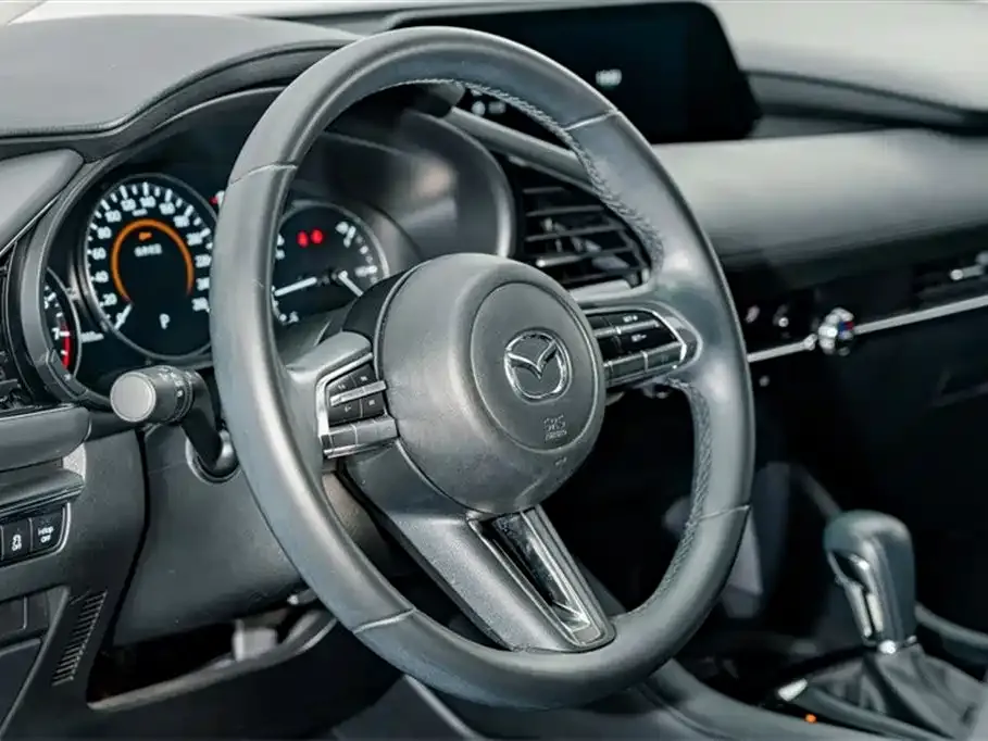 Mazda 3 Axela 2021 из CN, фото 2