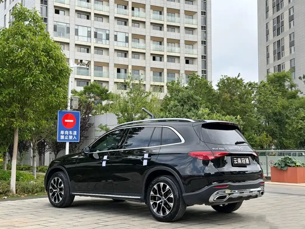 Mercedes-Benz GLC — фото 9