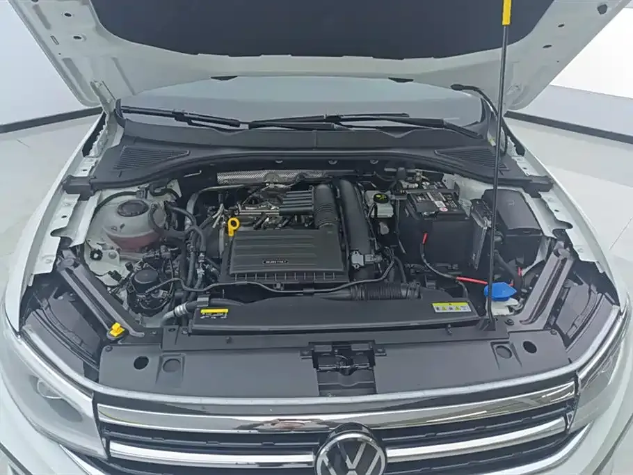 Volkswagen Bora 2022 из CN, фото 10