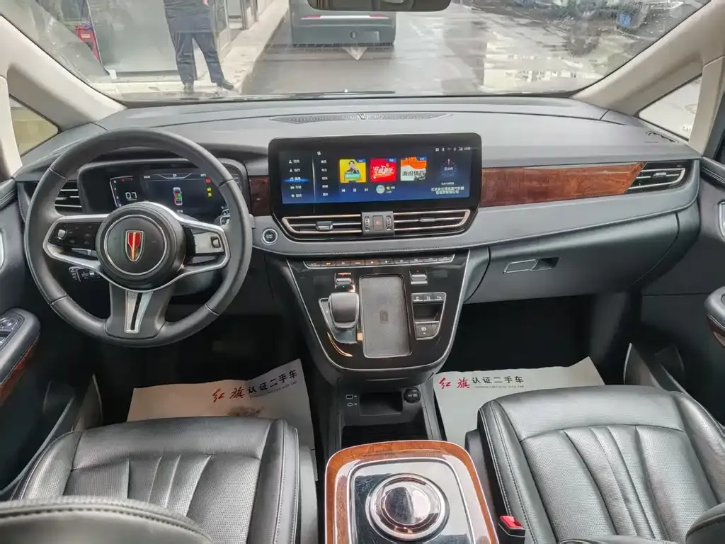 Hongqi HQ9 2023 из CN, фото 5