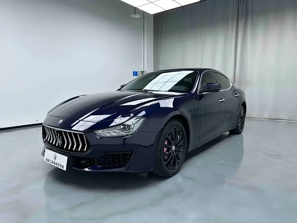 Maserati Ghibli — фото 1