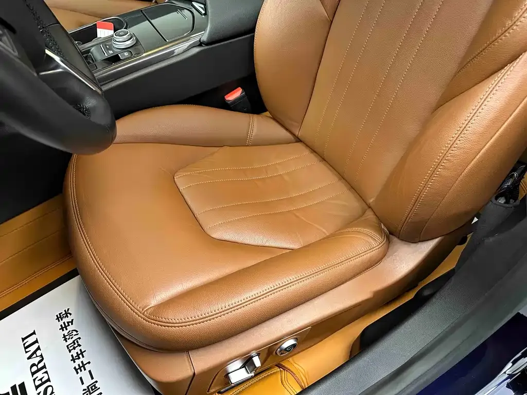 Maserati Ghibli — фото 8