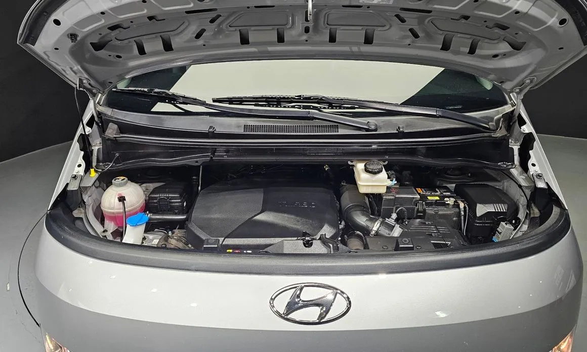 Hyundai Staria — фото 2