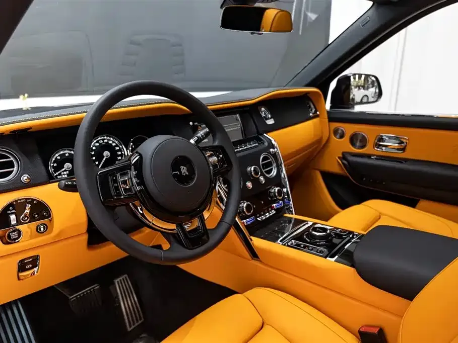 Rolls-Royce Cullinan 2021 из CN, фото 8