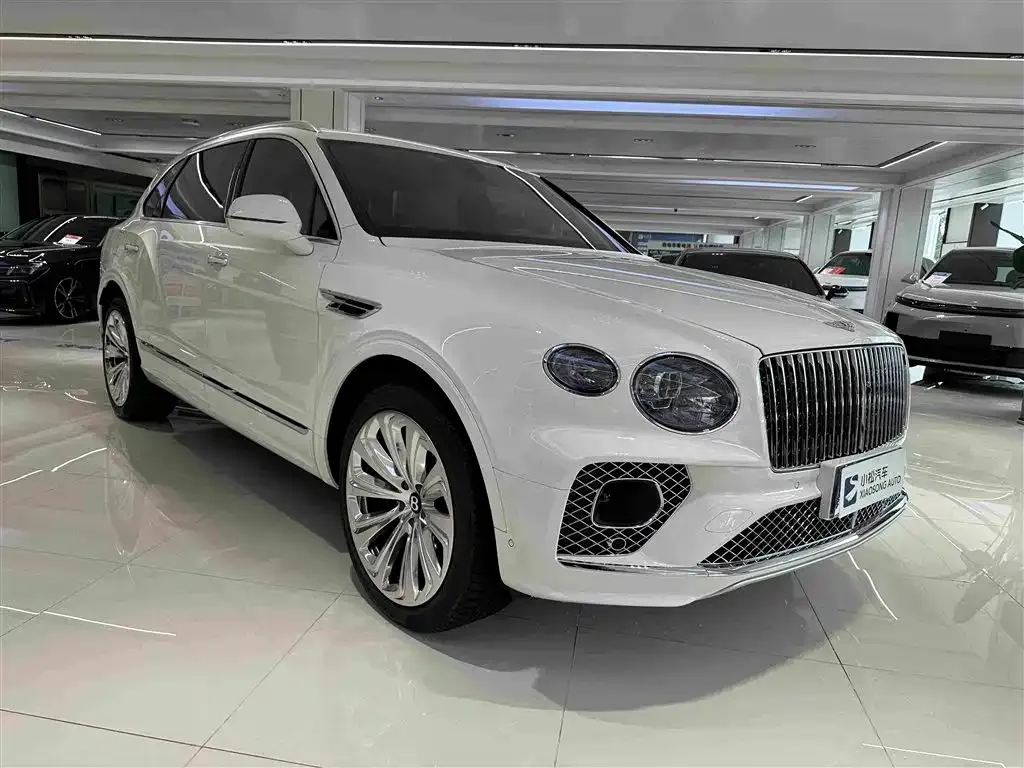 Bentley Bentayga — фото 3