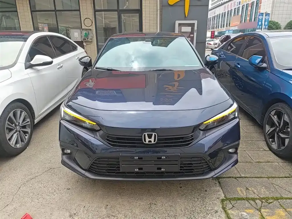 Honda Civic — фото 4