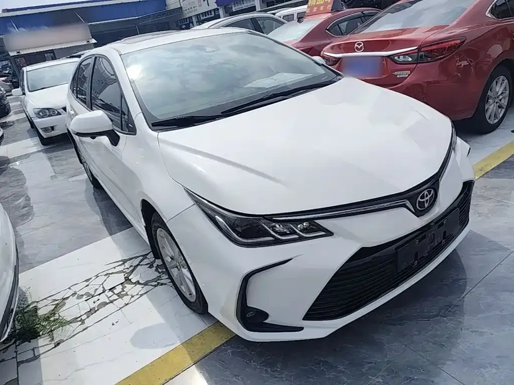 Toyota Corolla — фото 6