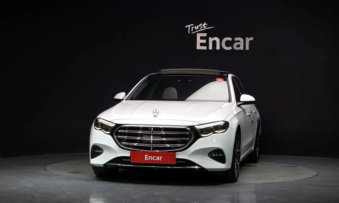 Mercedes-Benz E-Class 2024 из KR, фото 2