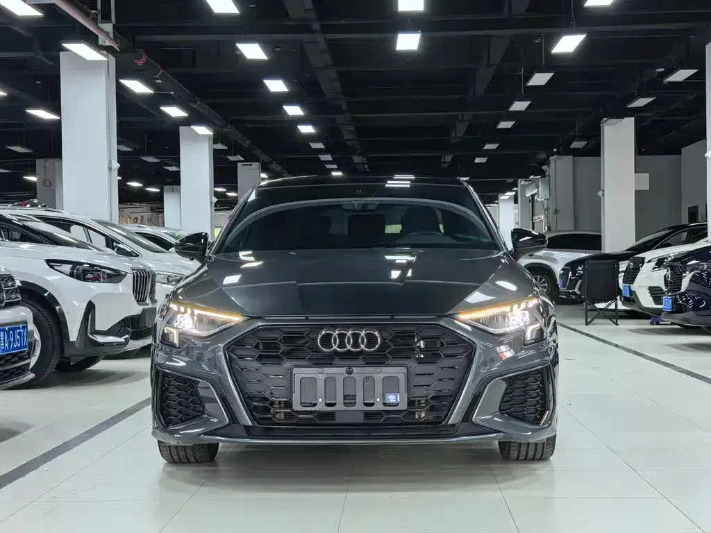Audi A3 — фото 2
