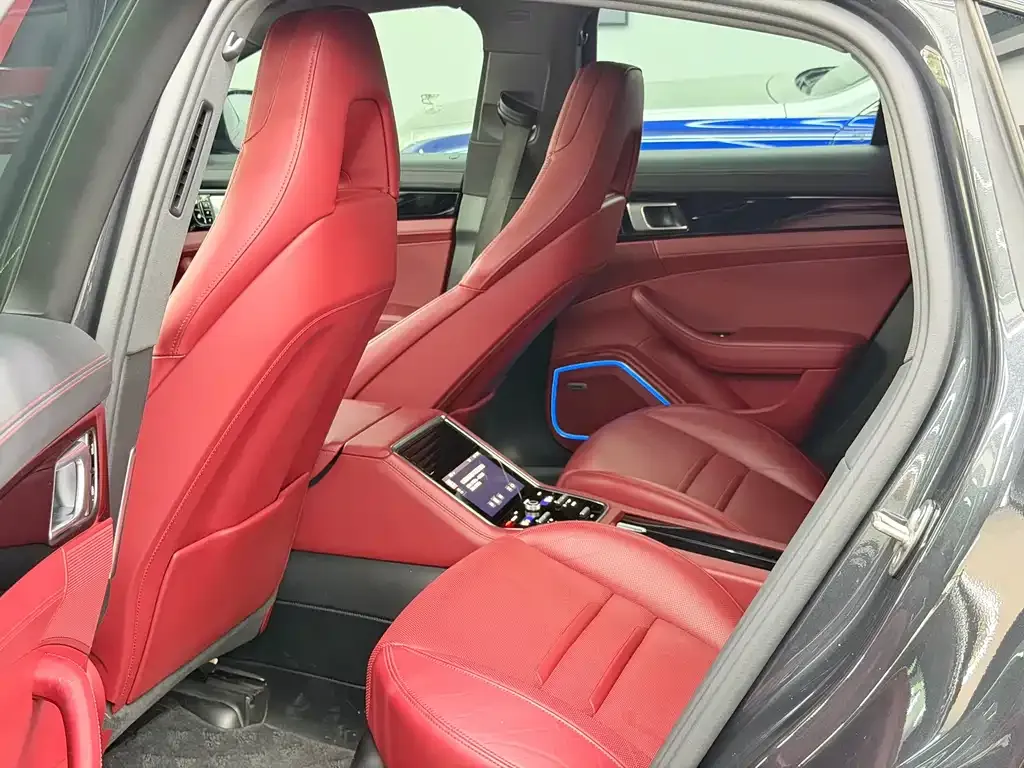 Porsche Panamera Hybrid 2021 из CN, фото 5