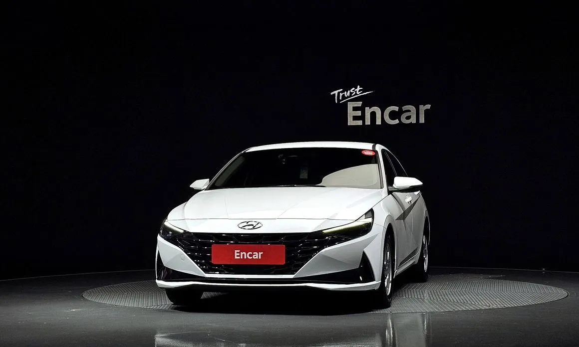 Hyundai AVANTE — фото 8