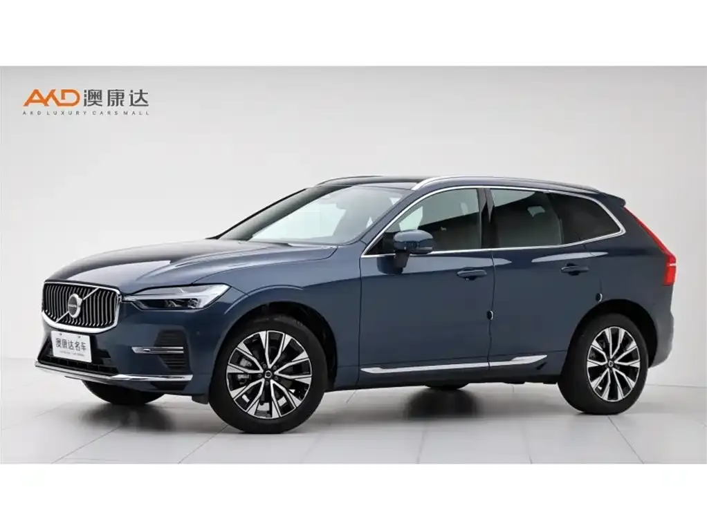 Volvo XC60 — фото 1