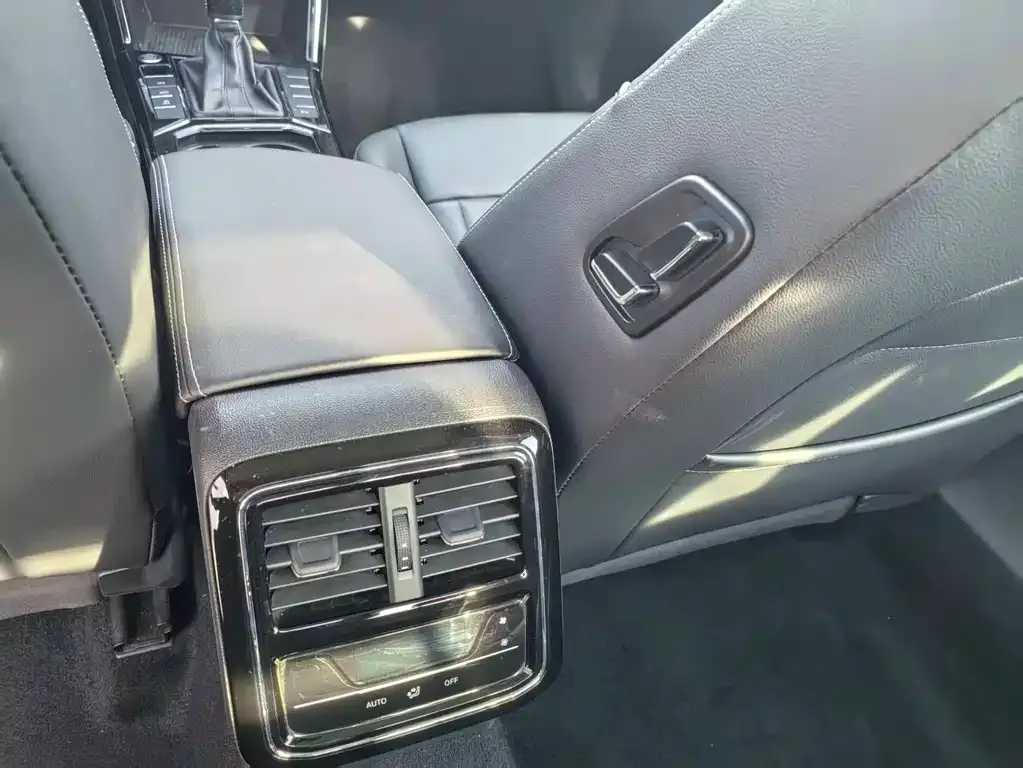Volkswagen Passat — фото 2