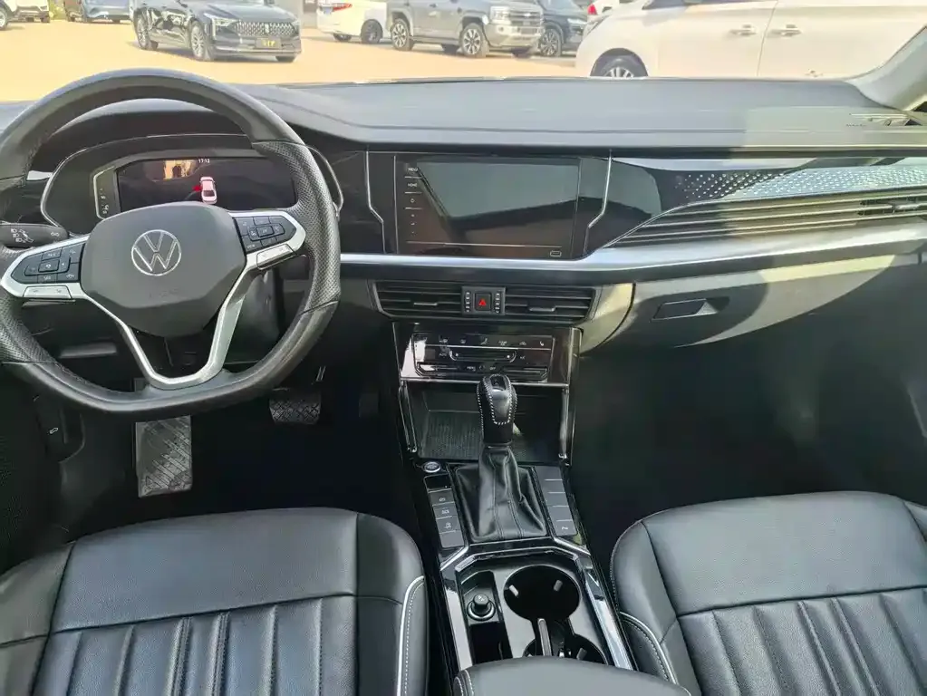 Volkswagen Passat — фото 7