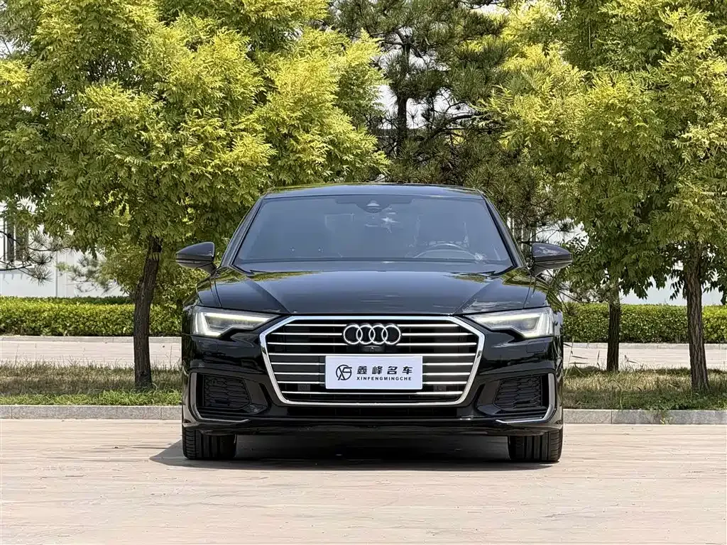 Audi A6L — фото 9