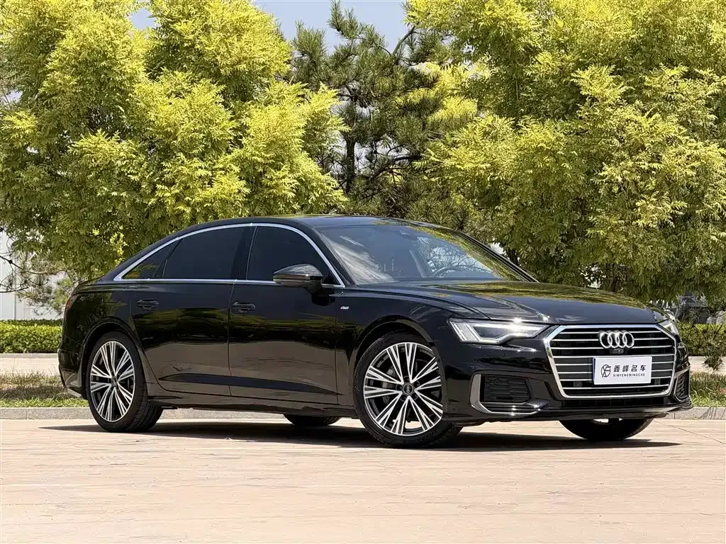 Audi A6L — фото 10