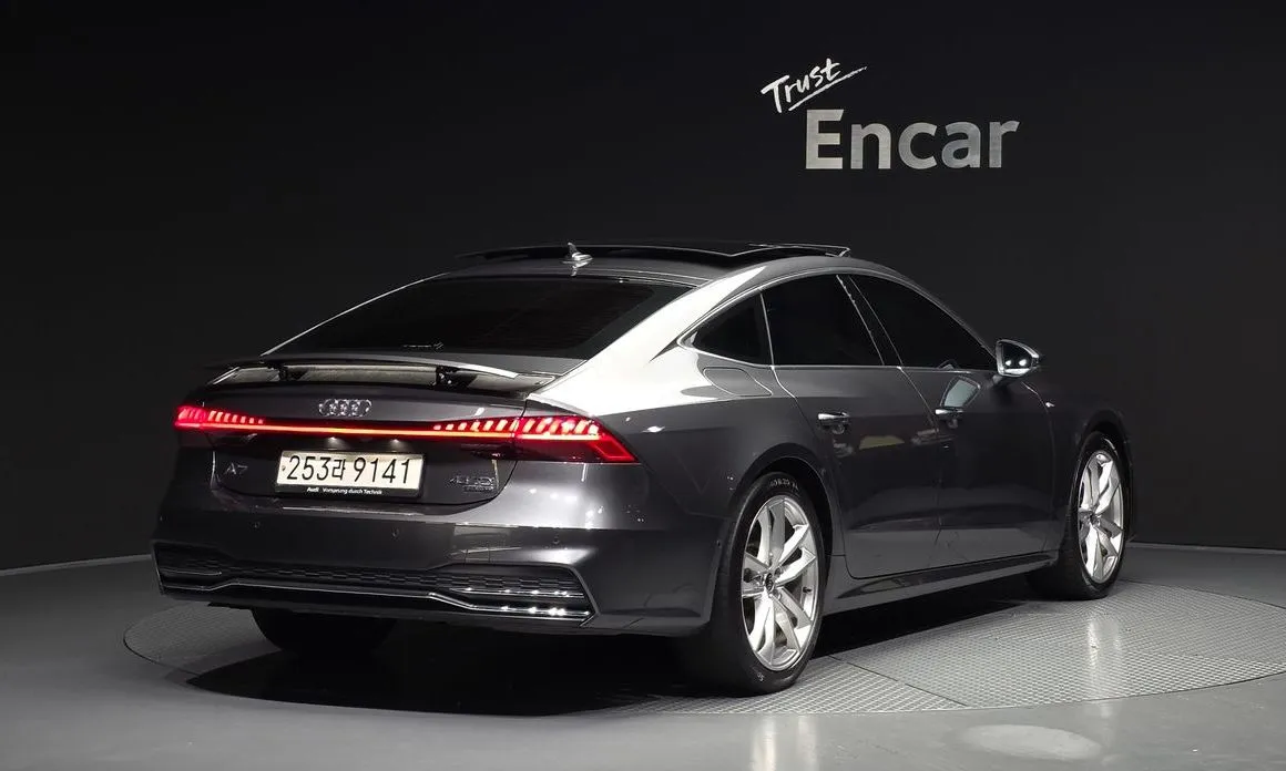 Audi A7 2022 из KR, фото 2