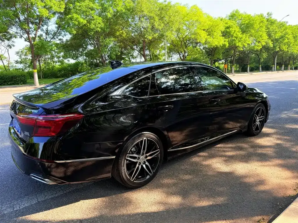 Honda Inspire — фото 3