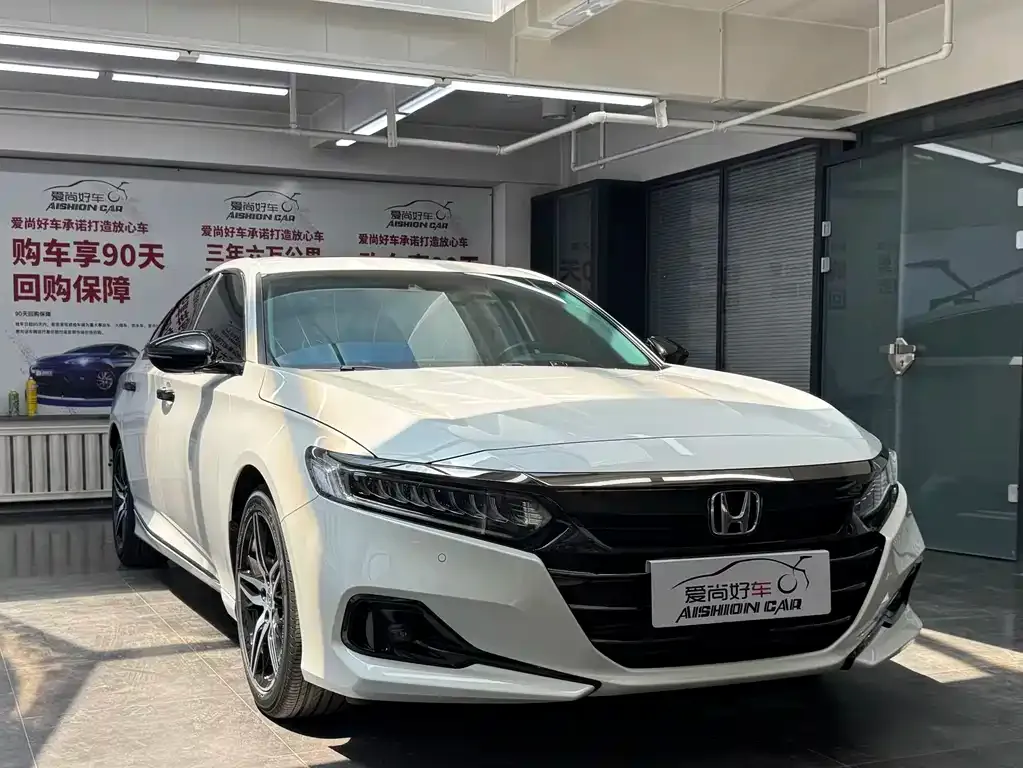 Honda Accord — фото 3