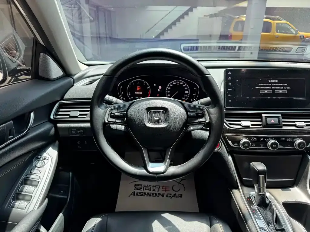 Honda Accord — фото 5