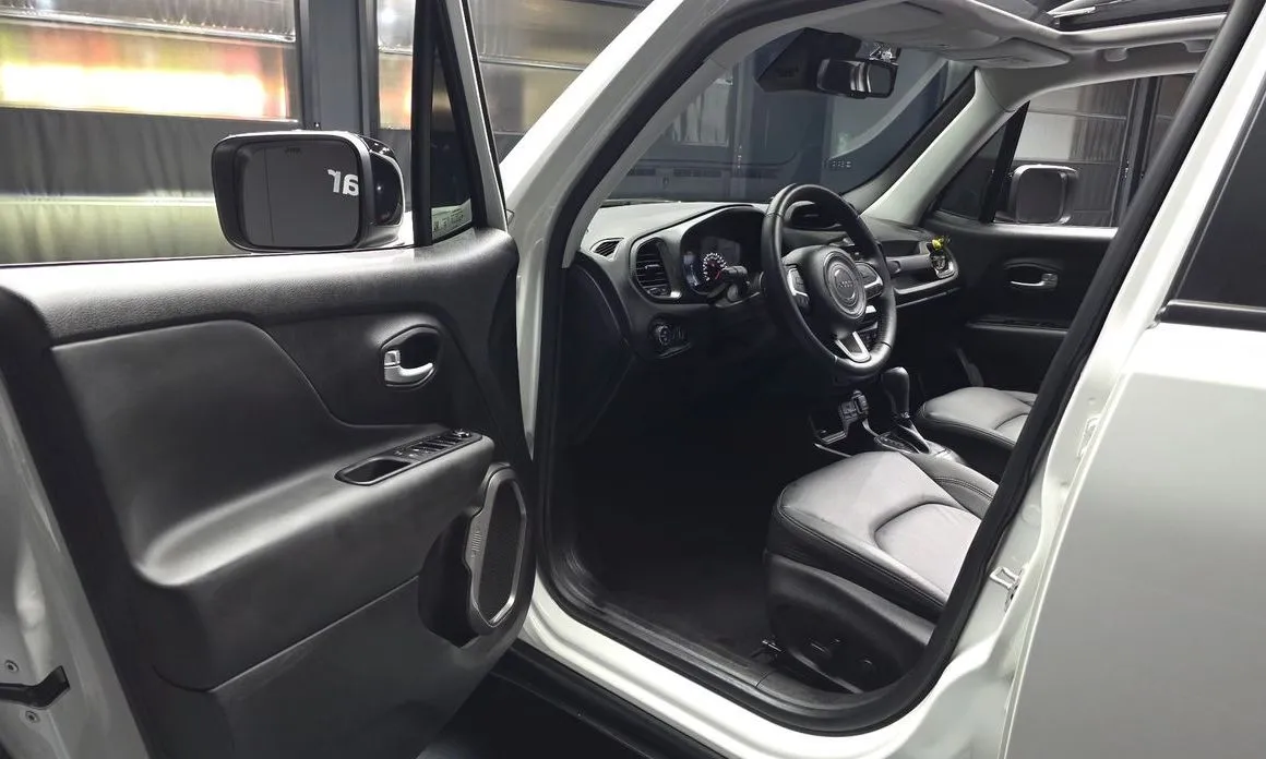 Jeep Renegade 2023 из KR, фото 7