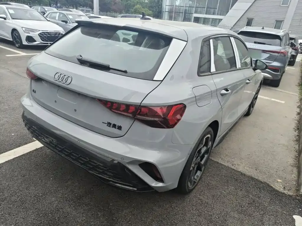 Audi A3 — фото 9